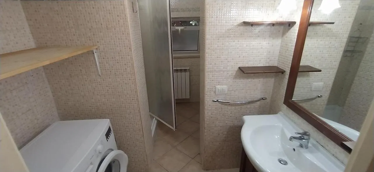Peppe House Apartment Casal Palocco 0*,
