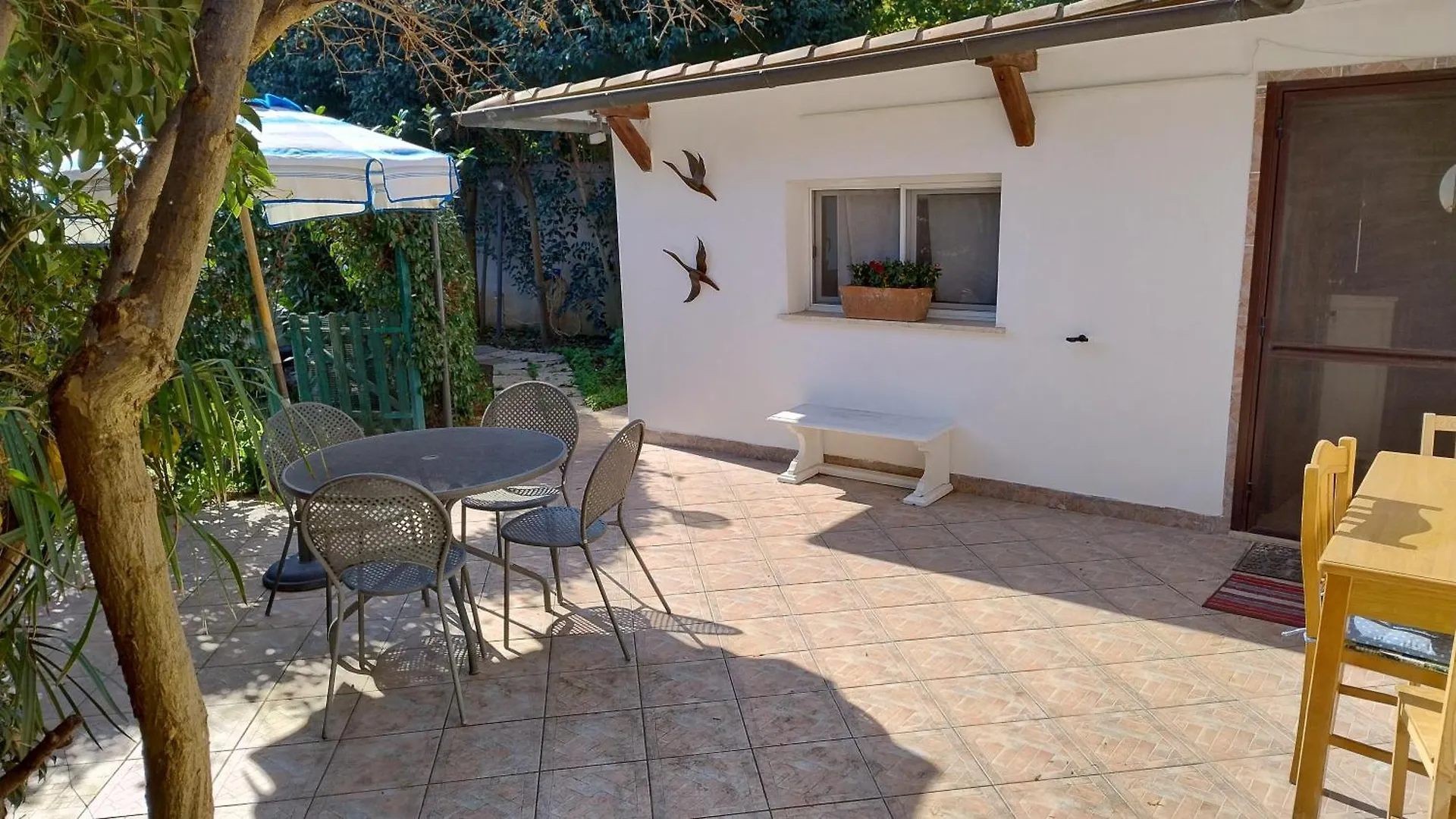 Peppe House Apartment Casal Palocco Italy
